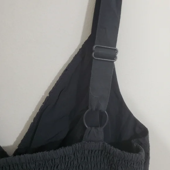 NWT American Eagle Grey Eyelet Romper Size Large Sleeveless Casual - Picture 7 of 12